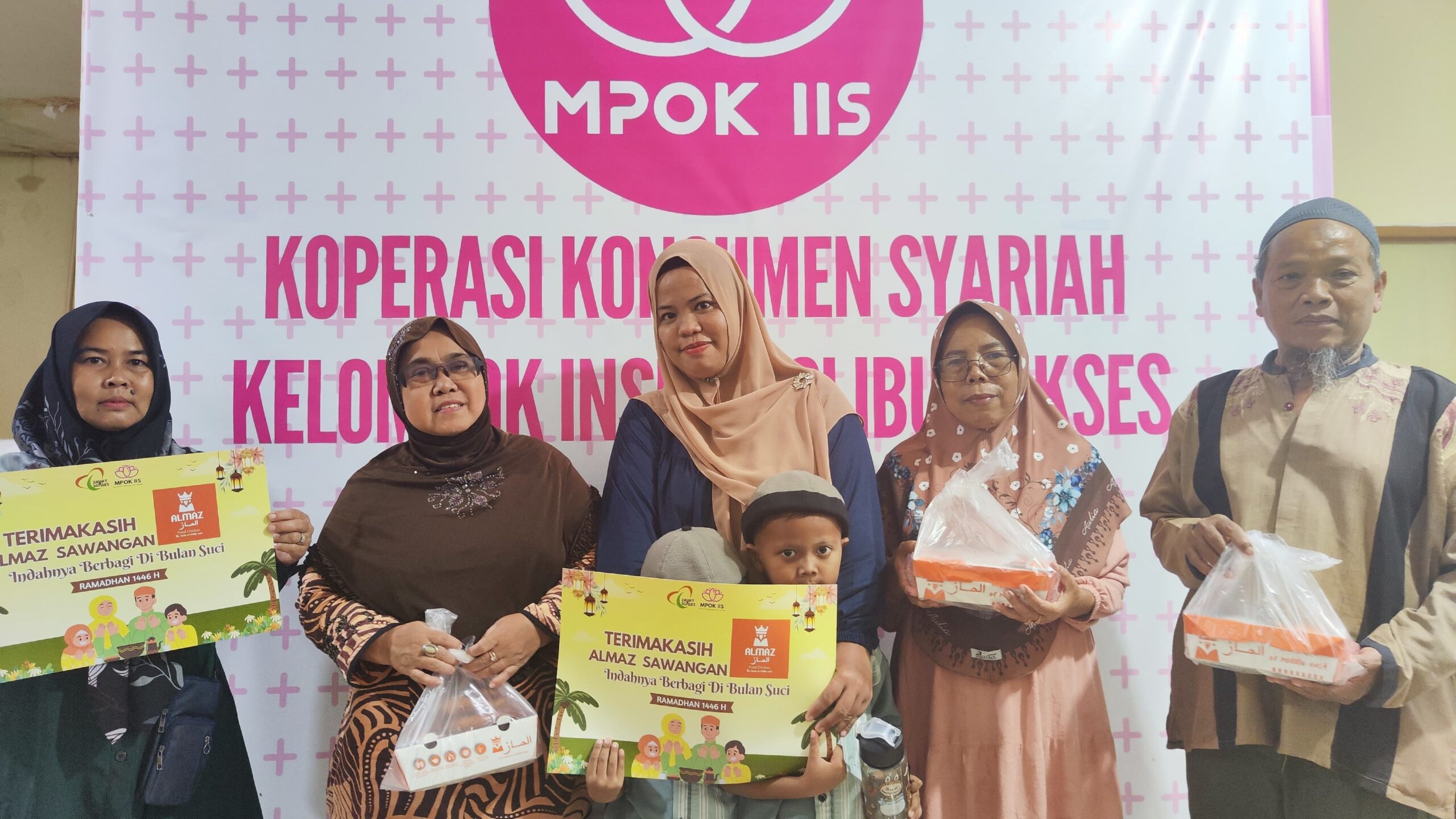 Berkah Ramadhan: Almaz Fried Chicken dan Koperasi Mpok IIS Gelar Ifthar Bersama untuk Dhuafa
