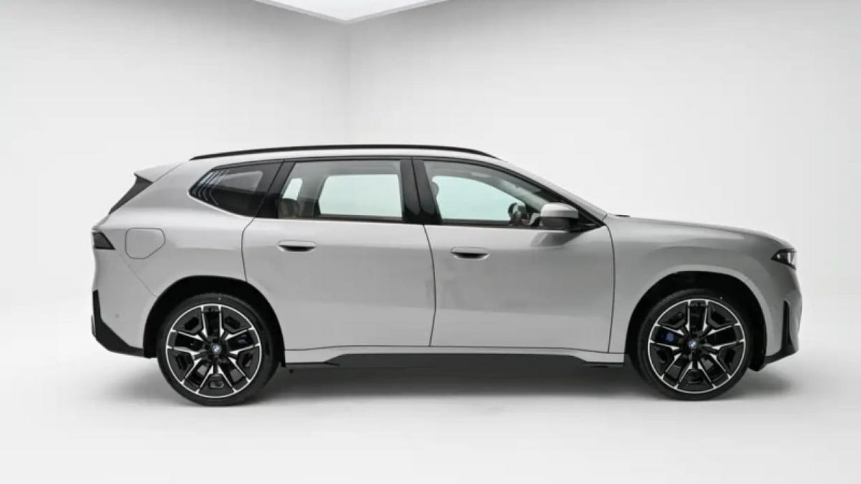 SUV Listrik BMW iX3 Generasi Baru: Mampu Tempuh 900 Km, Jakarta-Surabaya Tanpa Ngecas