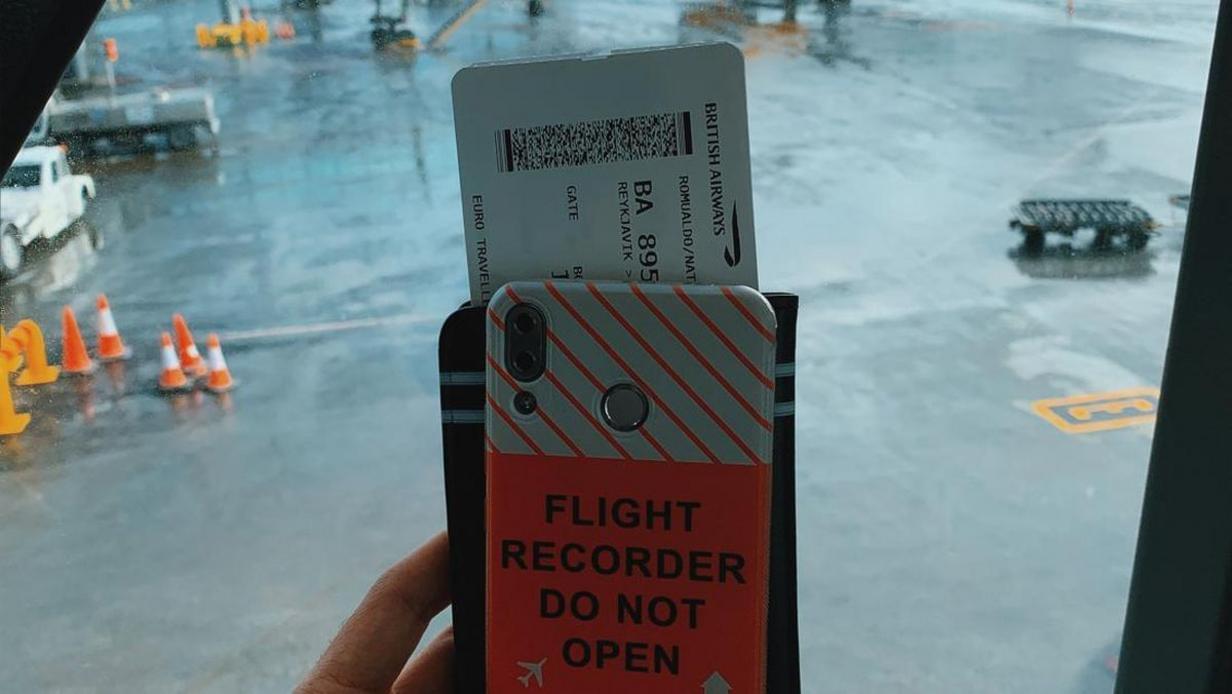 Lebih dari Tiket Pesawat, Foto Label Bagasi Jadi Bahaya Upload Dokumen Perjalanan di Medsos